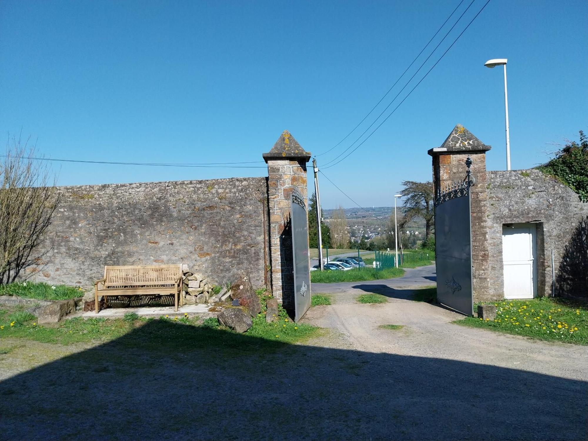 Maison Face Au Mont Avec Exterieur Avranches Exterior foto